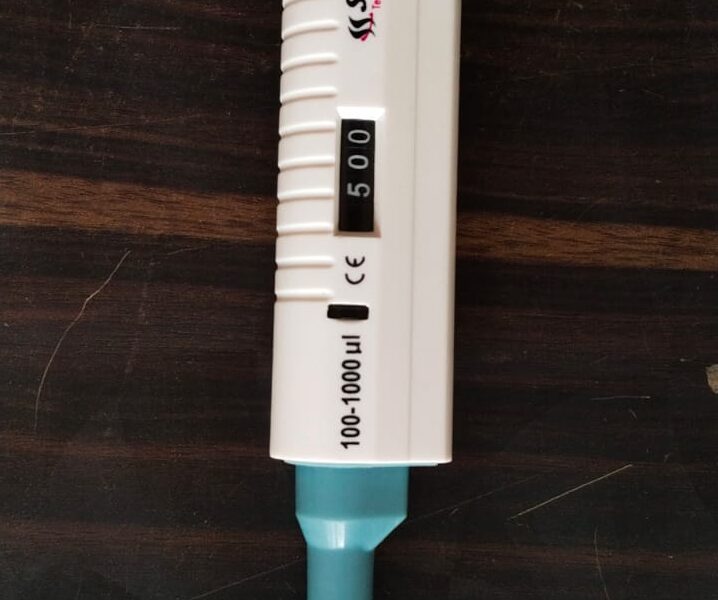 Micropipette 100-1000 µL Variable Volume